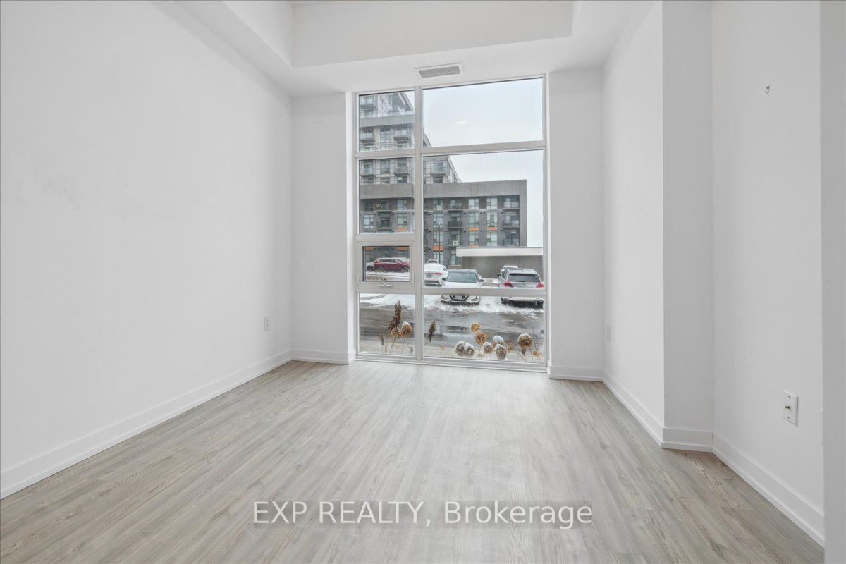 450 Dundas St E, unit 115 for sale