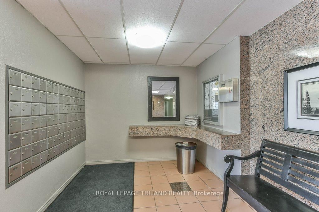 521 RIVERSIDE Dr, unit 506 for sale