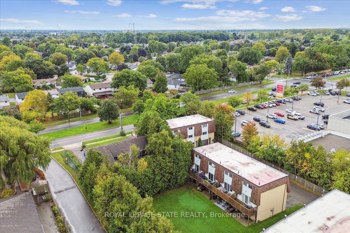 36 Greendale Drive Townhomes, Hamilton, Toronto