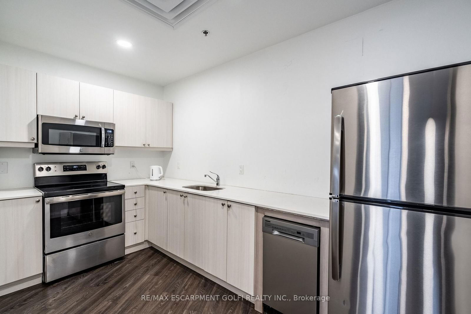 7711 Green Vista Gate, unit 303 for sale