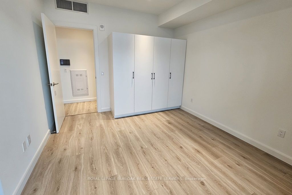 741 King St W, unit 1108 for rent