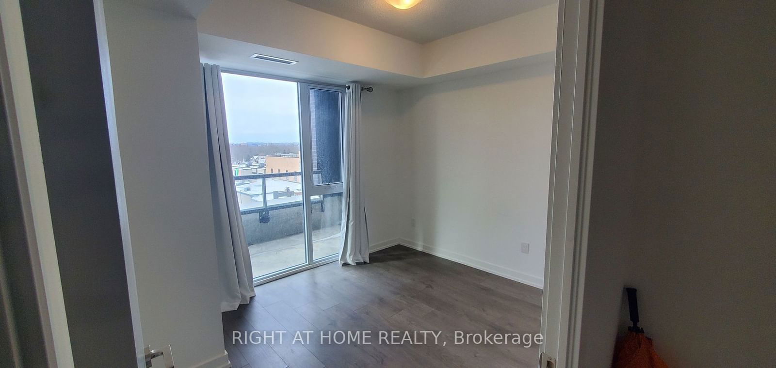 55 Duke St W, unit 327 for rent