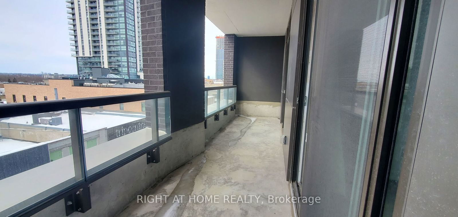 55 Duke St W, unit 327 for rent