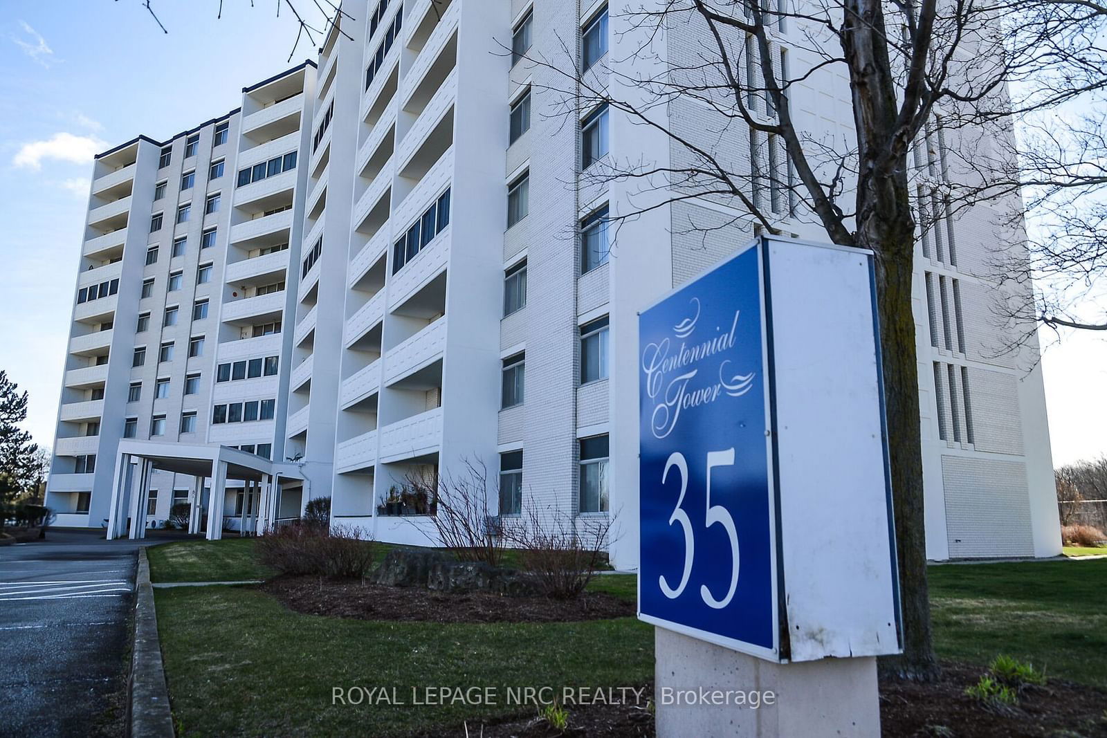 35 Towering Heights Blvd, unit 1107 for sale