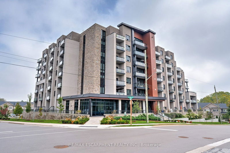 30 HAMILTON St S, unit 108 for sale