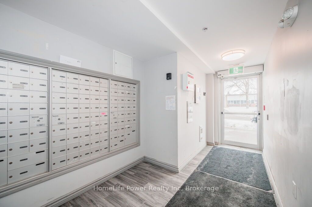 275 Larch St, unit #G304 for sale