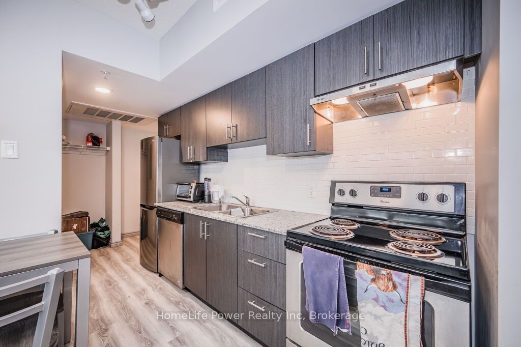 275 Larch St, unit #G304 for sale