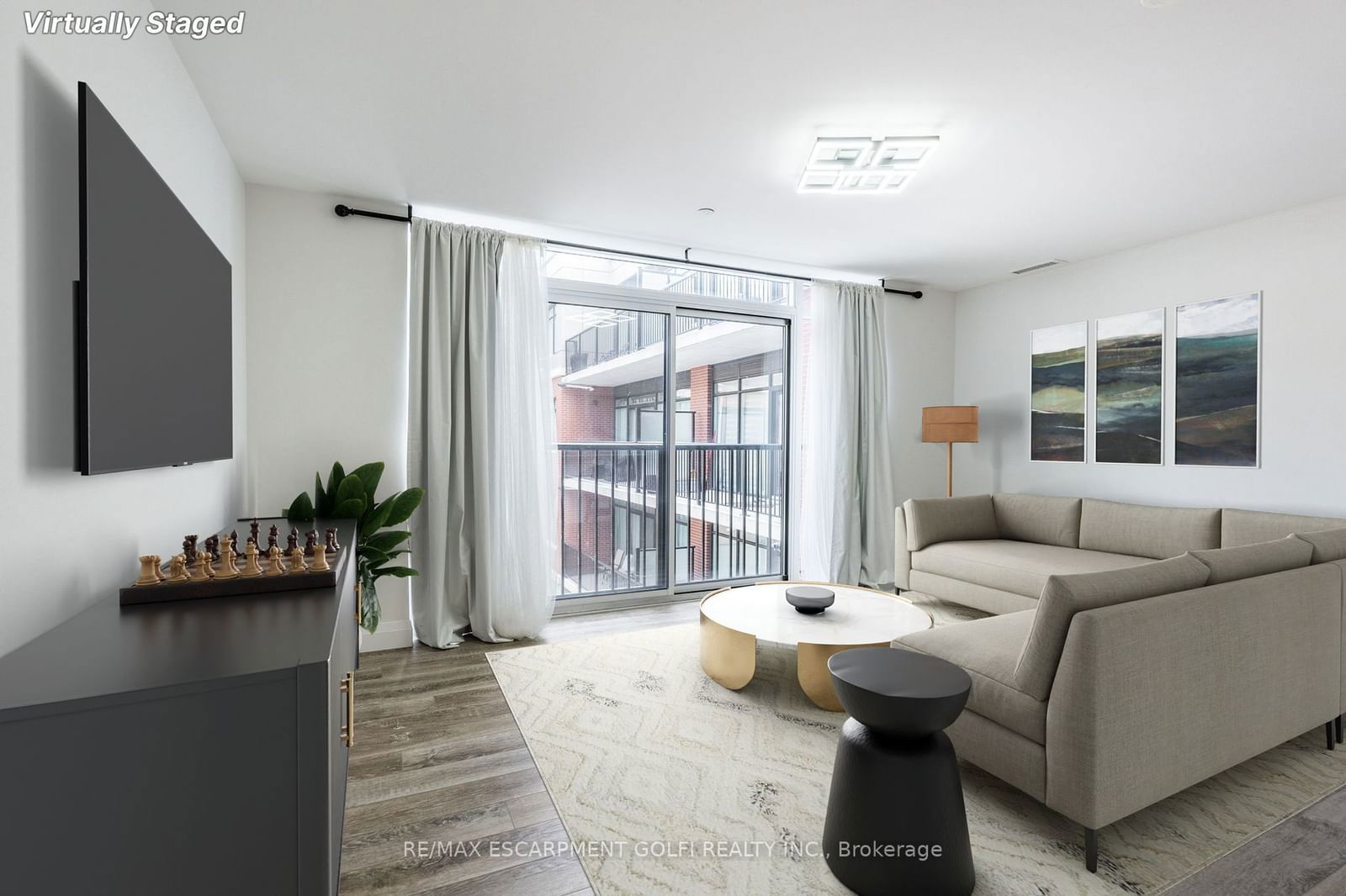 1 Redfern Ave, unit 310 for sale