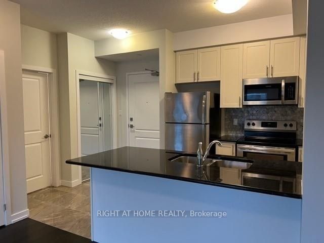 125 Shoreview Pl, unit 206 for rent