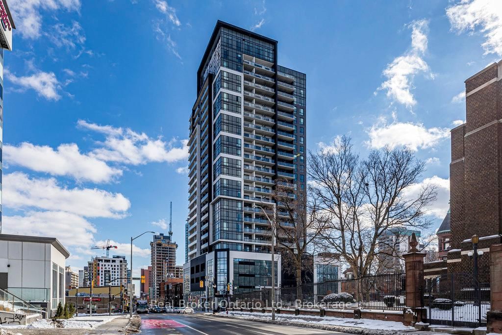 15 QUEEN St S, unit 507 for sale