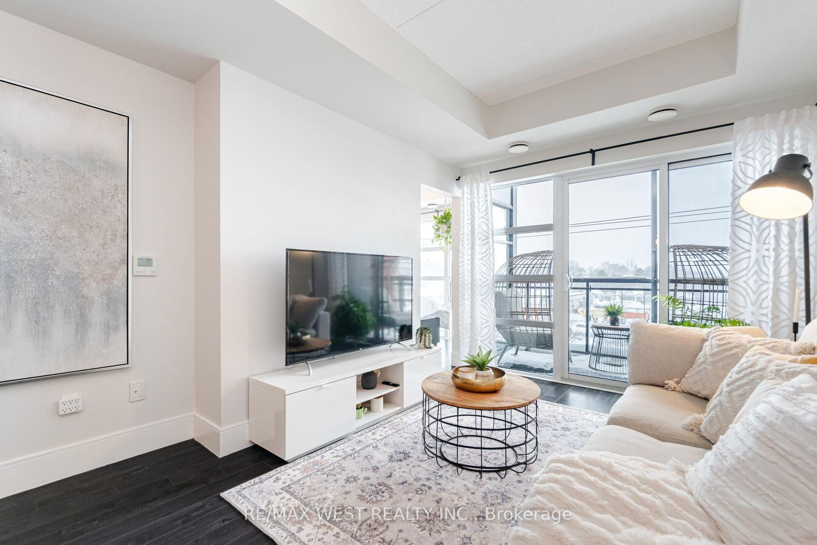 155 St Leger St, unit 319 for sale