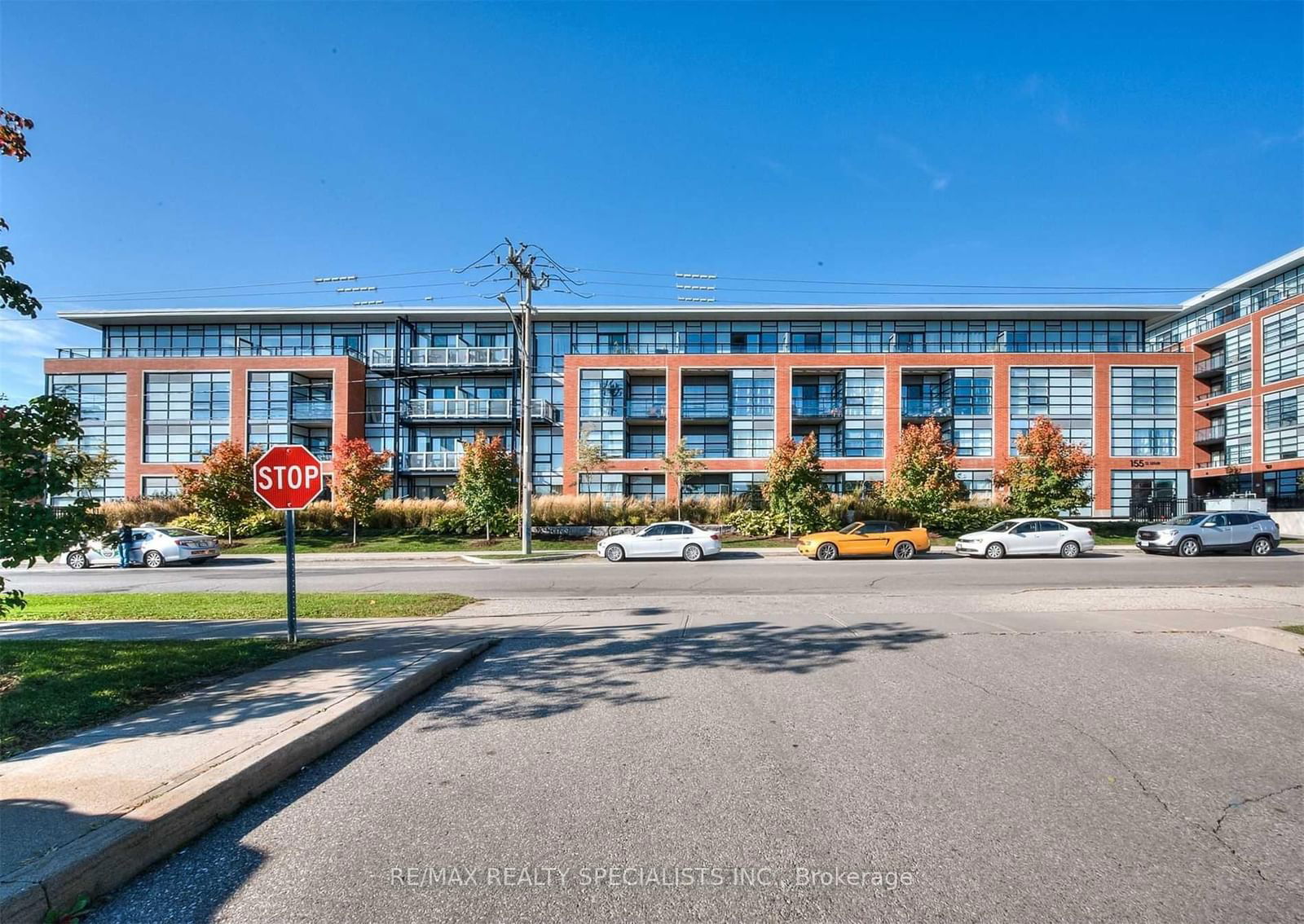 Victoria Common Condos, Kitchener, Toronto