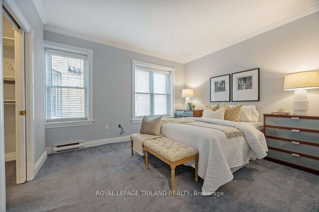 460 Wellington St, unit 307 for sale