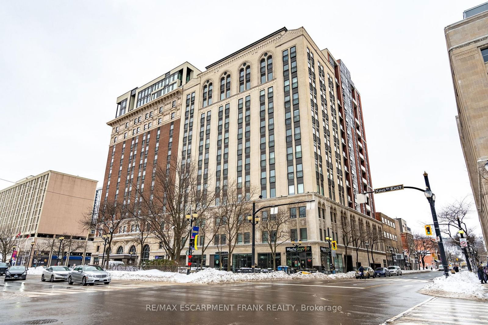 112 King St E, unit 1012 for sale