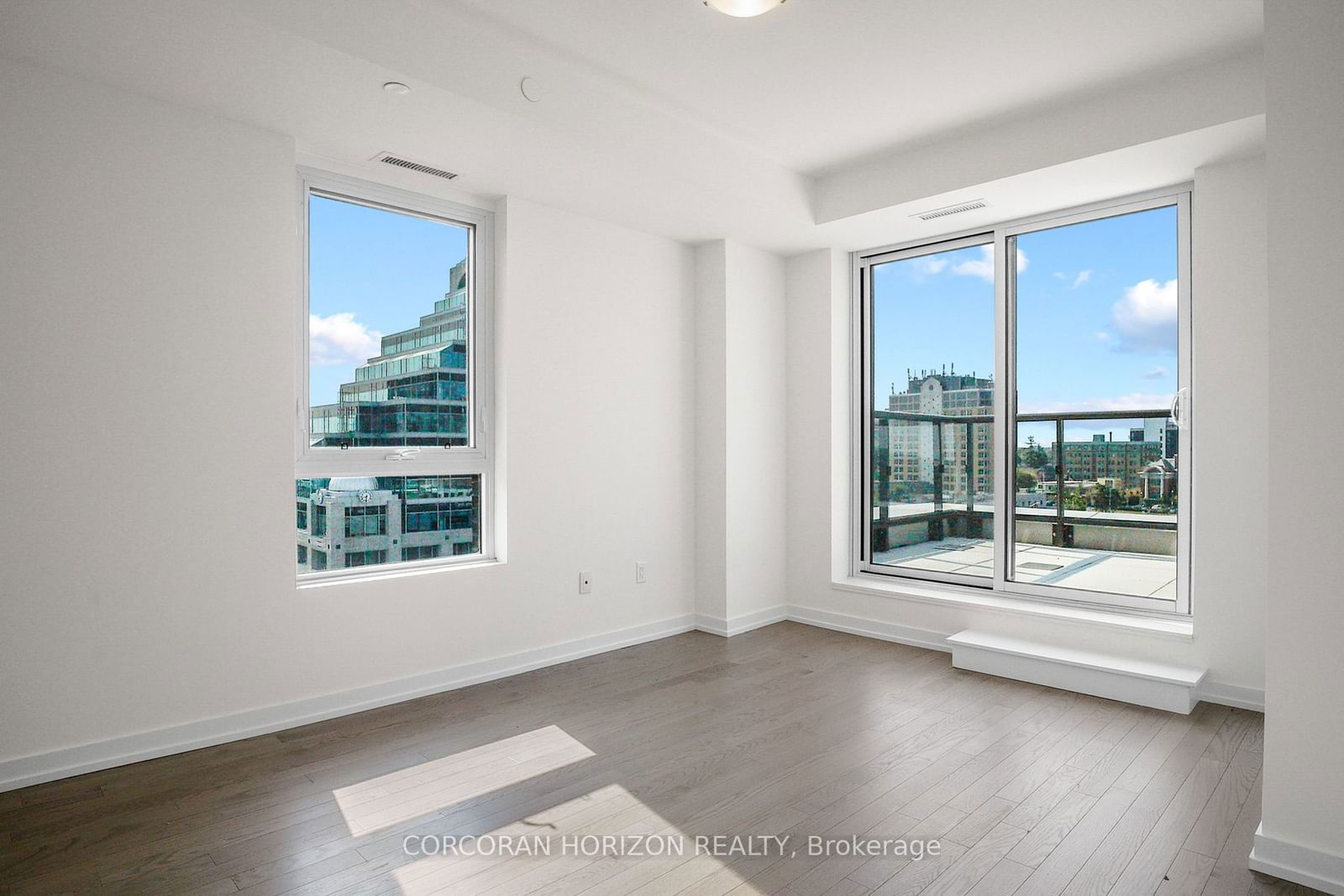 55 Duke St W, unit 420 for sale