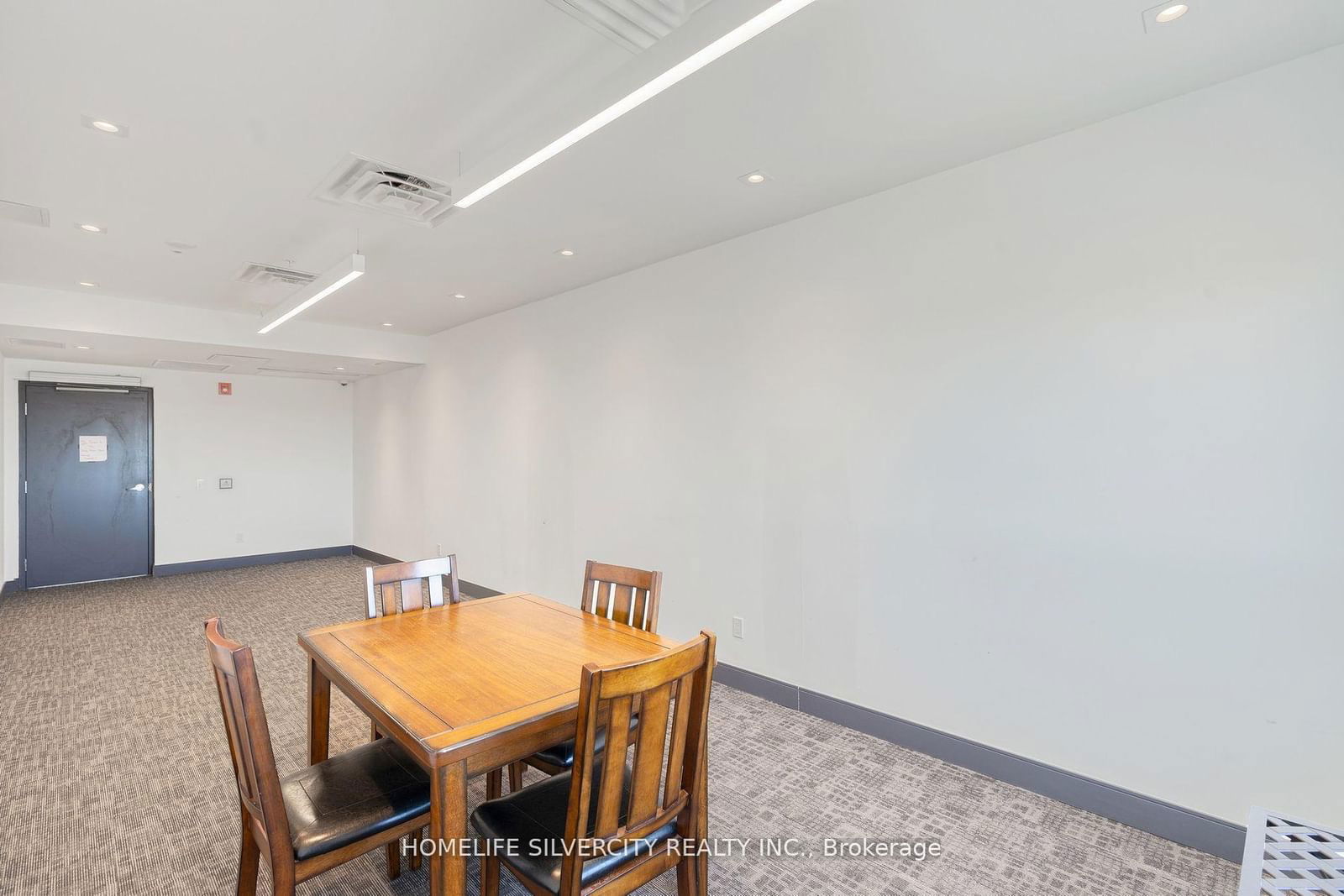 1 Wellington St, unit 615 for sale