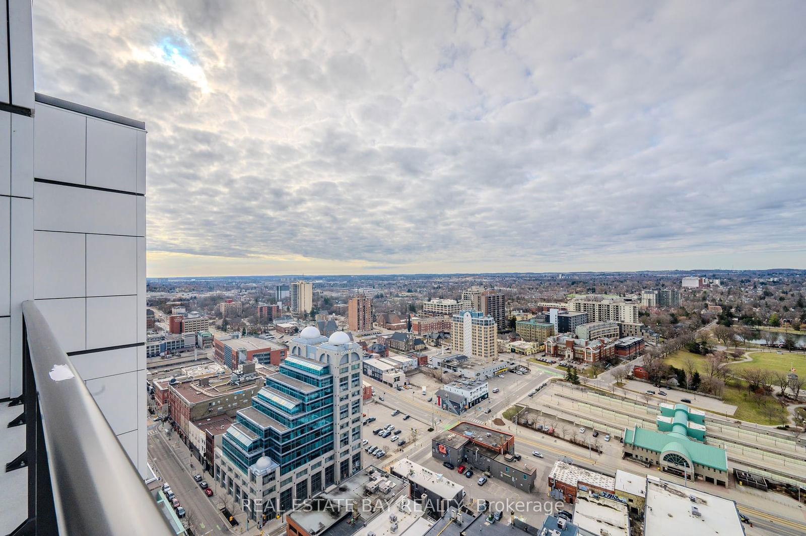 55 Duke St W, unit 2509 for sale