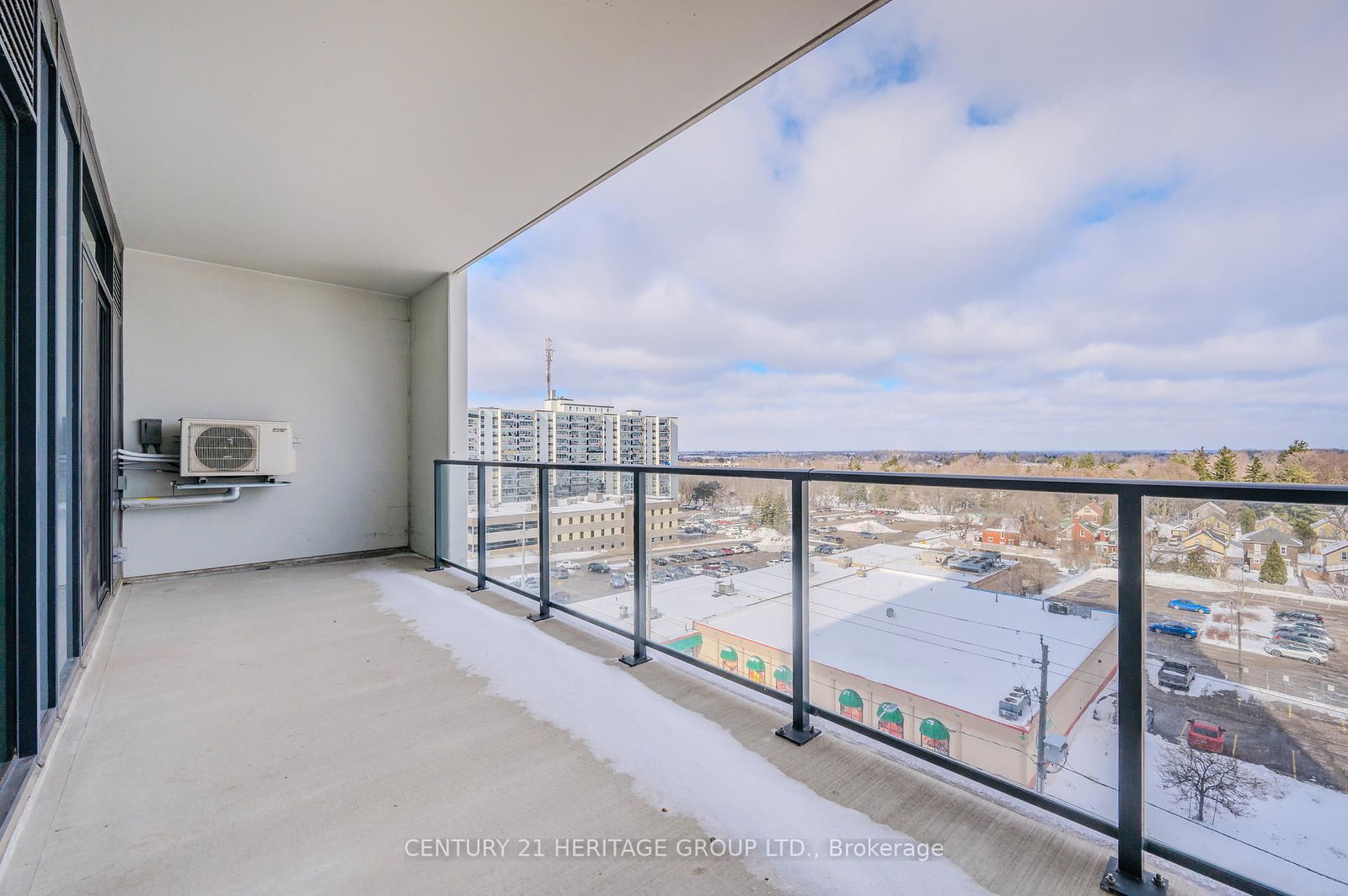 741 King St W, unit 703 for rent