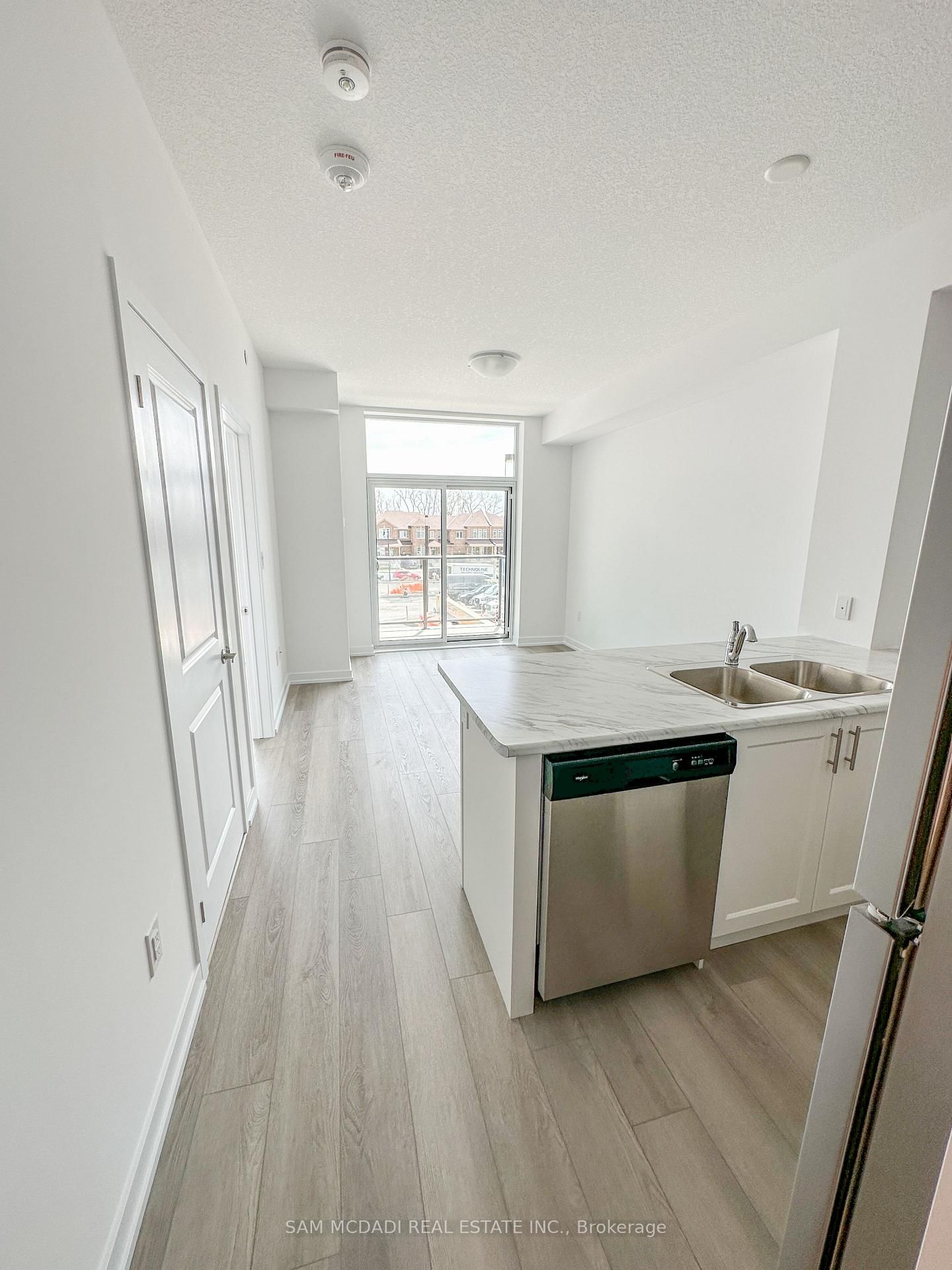 460 Dundas St E, unit 213 for sale