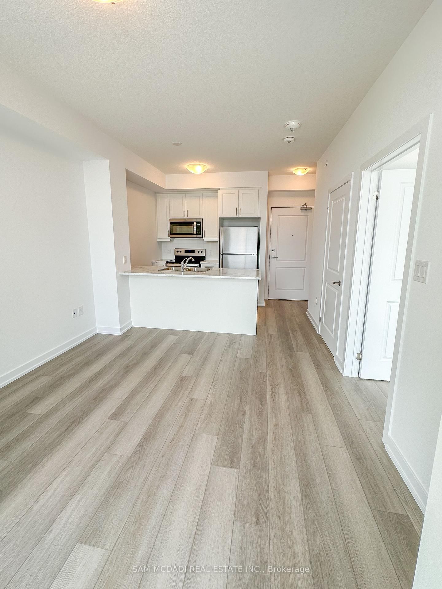 460 Dundas St E, unit 213 for sale