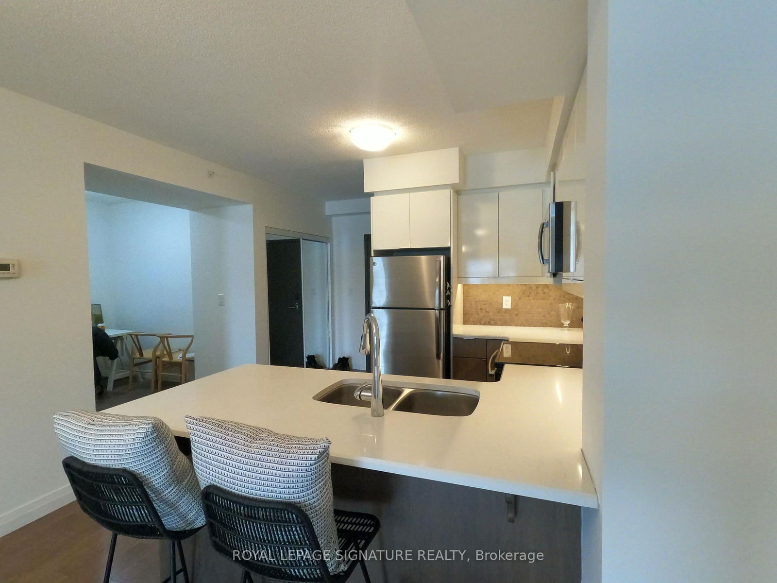 53 Arthur St, unit 607 for rent