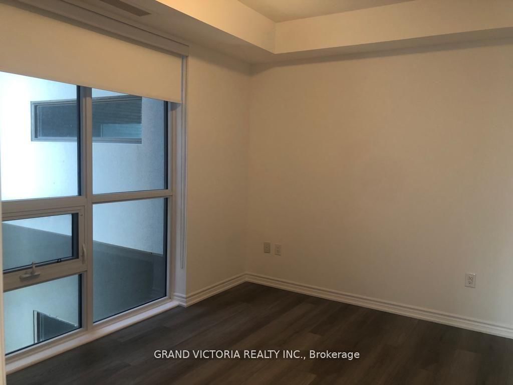 460 Dundas St E, unit 306 for rent