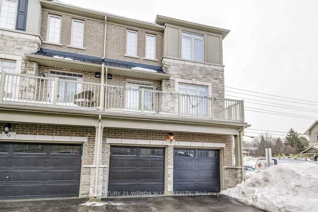 Bohemian Townhomes, Hamilton, Toronto