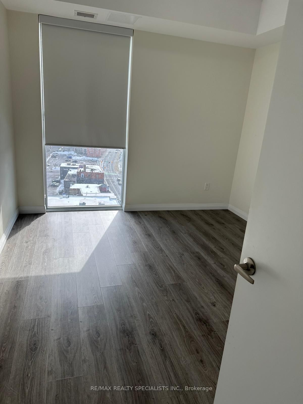 60 Charles St W, unit 1404 B for rent