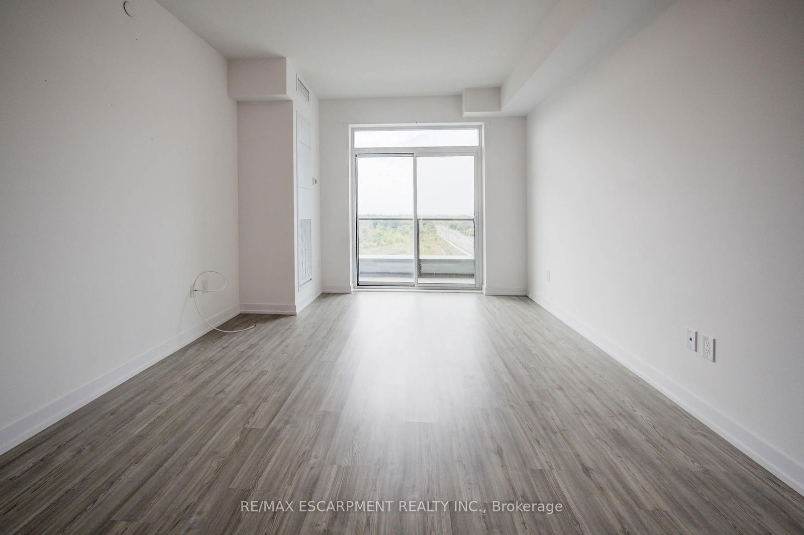 450 Dundas St E, unit 715 for rent