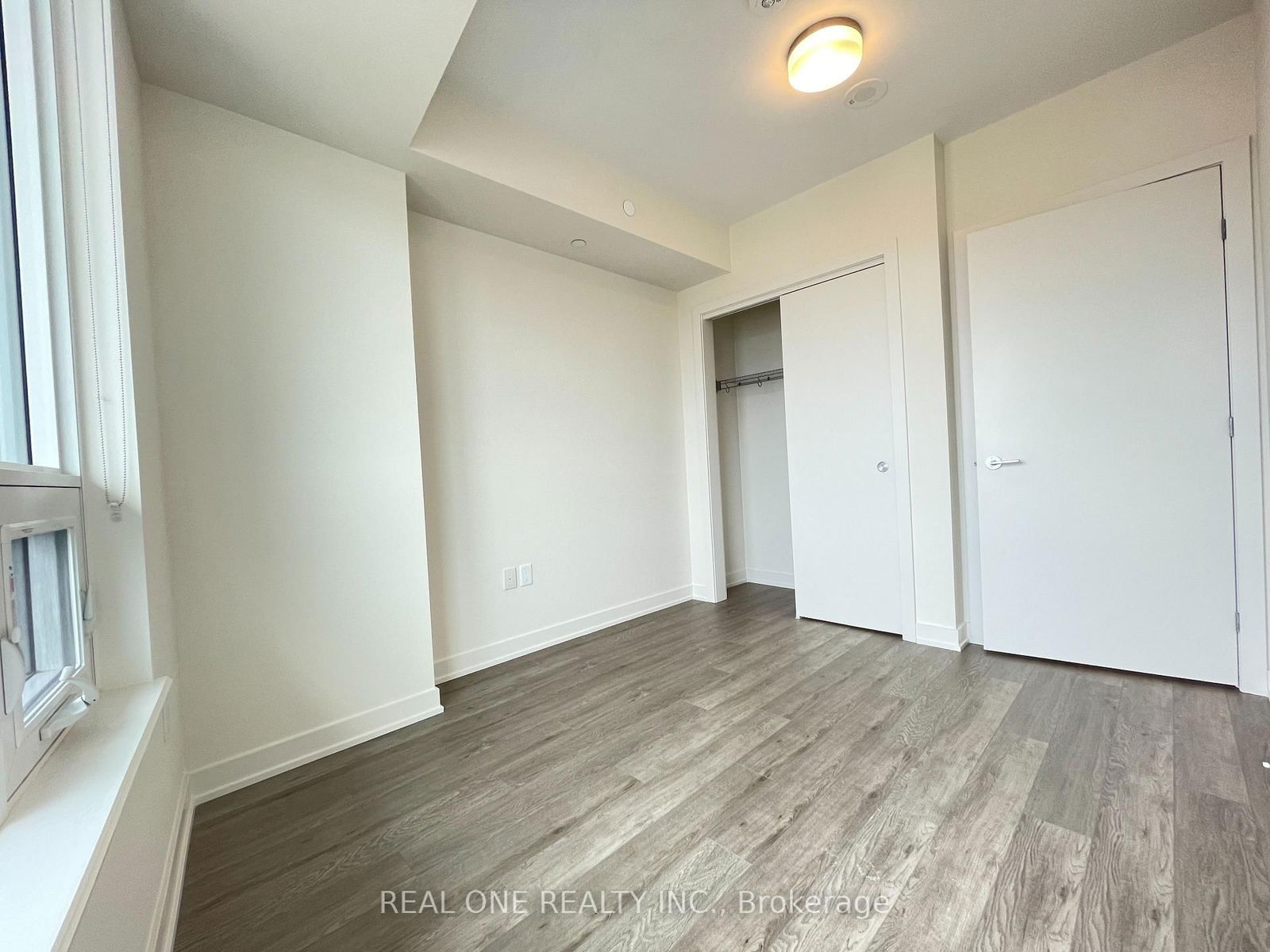 212 KING WILLIAM St E, unit 917 for sale