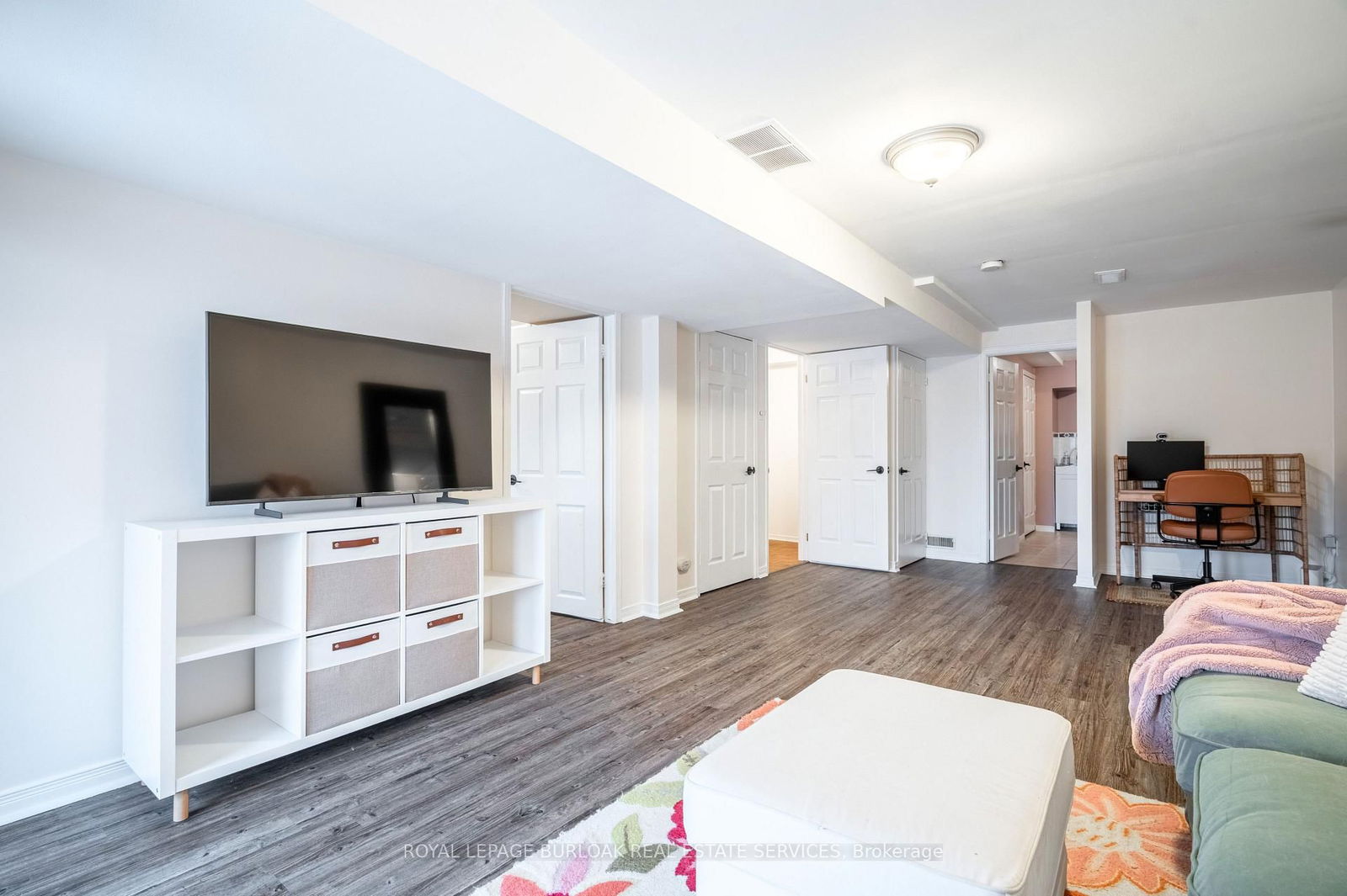 2774 King St E, unit 3 for sale