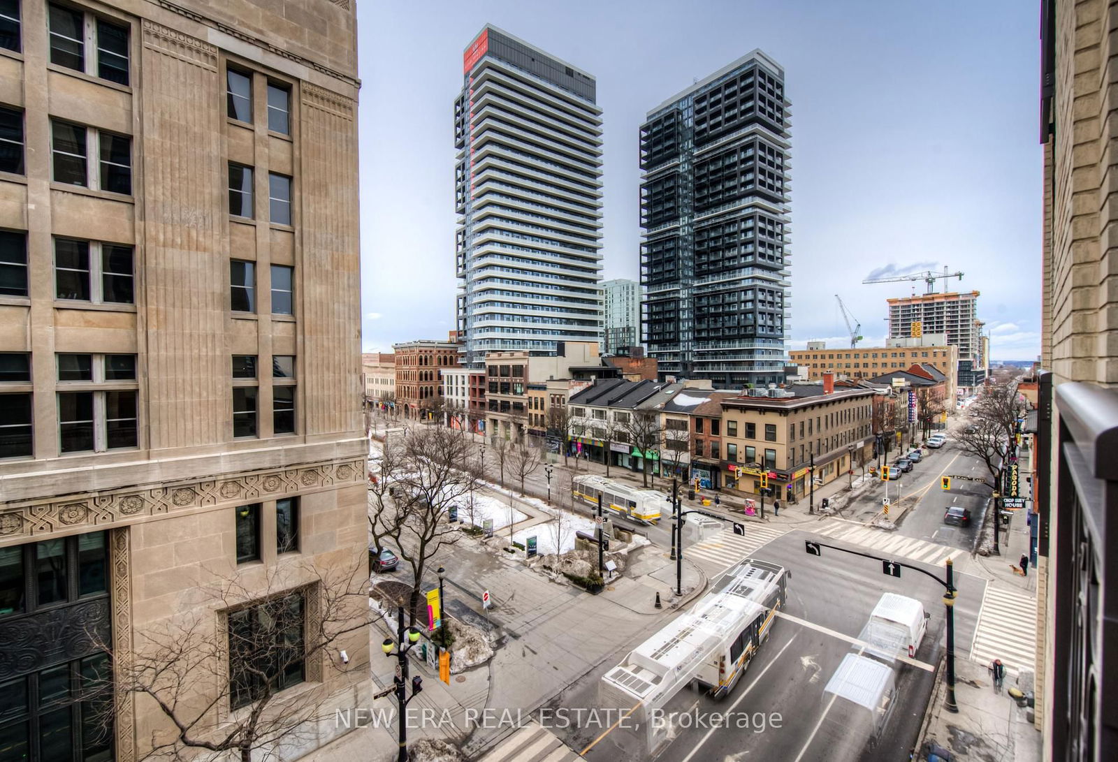 112 King St E, unit 506 for sale