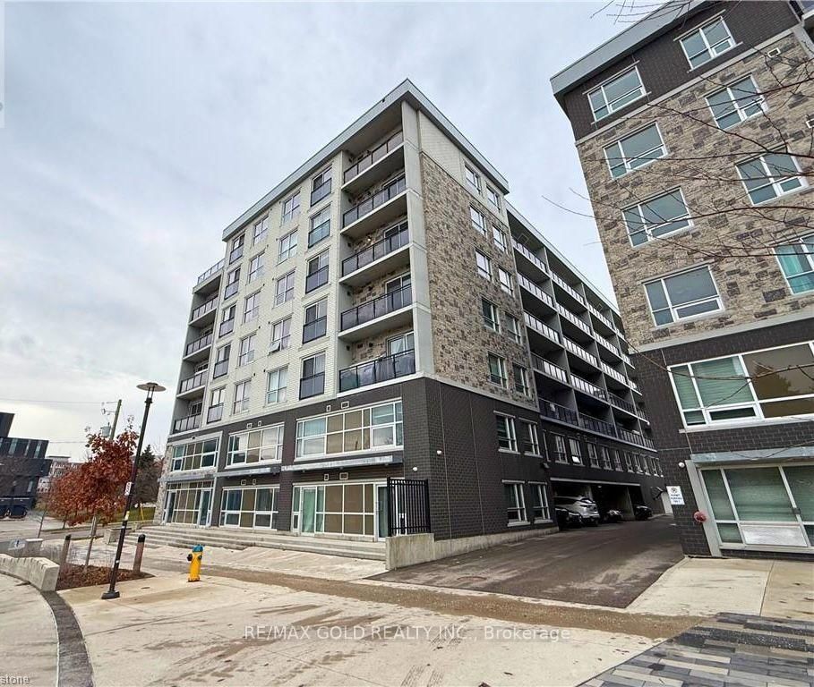 275 Larch St, unit 104 for sale