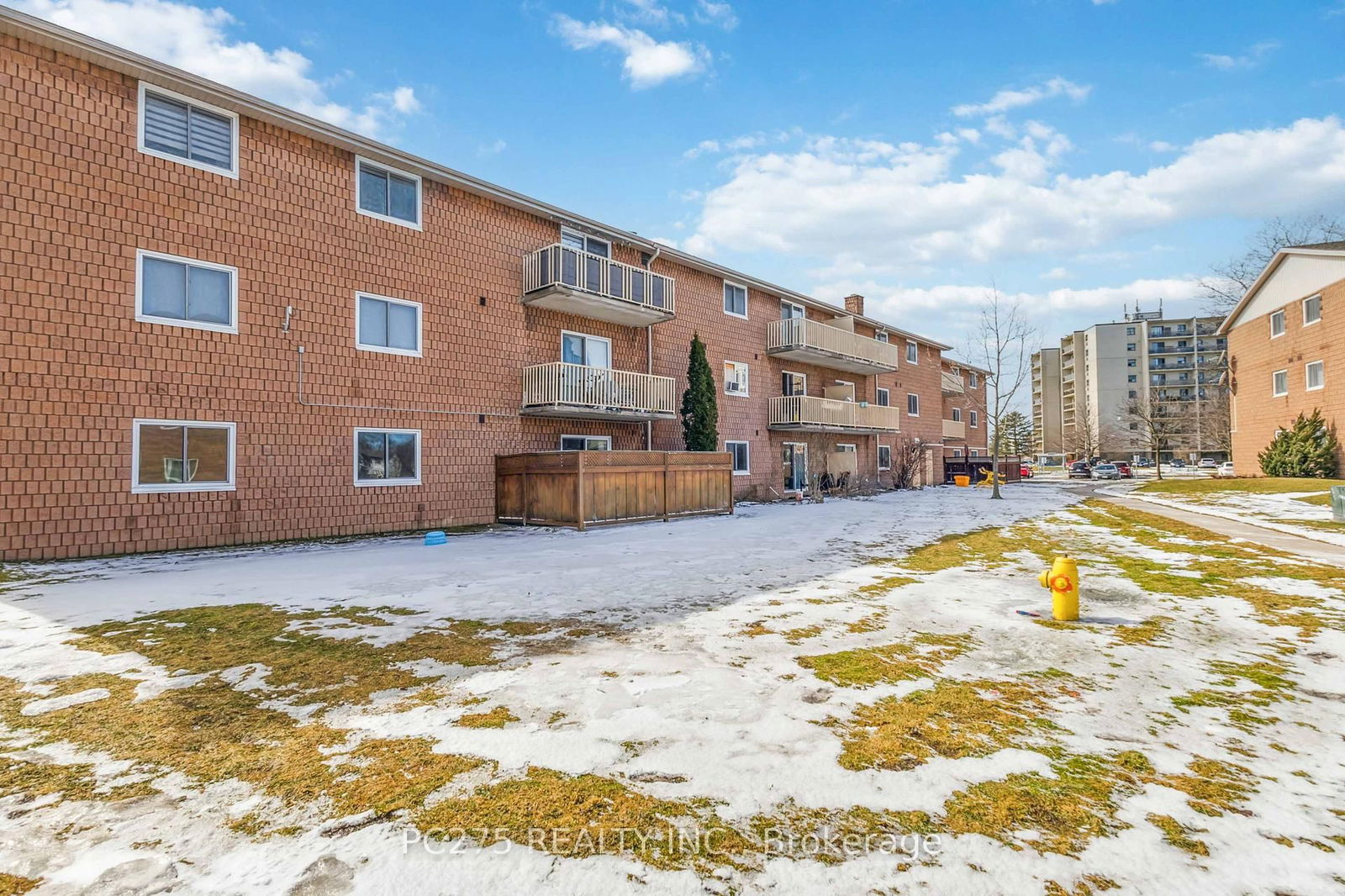 1580 Ernest Ave, unit 105 for sale