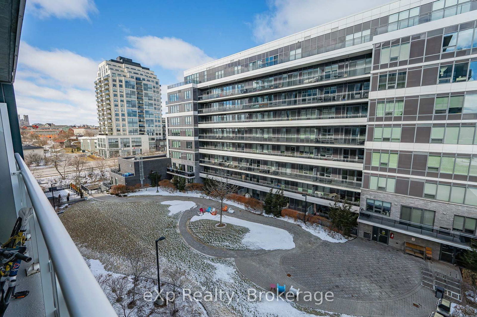 63 Arthur St S, unit 612 for sale