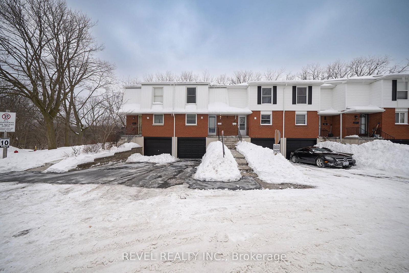 Glenval Estates Townhomes, Hamilton, Toronto