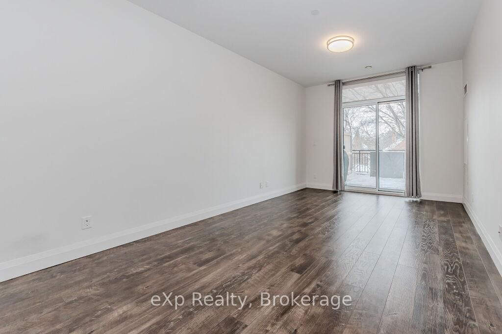 399 Queen St S, unit 107 for rent