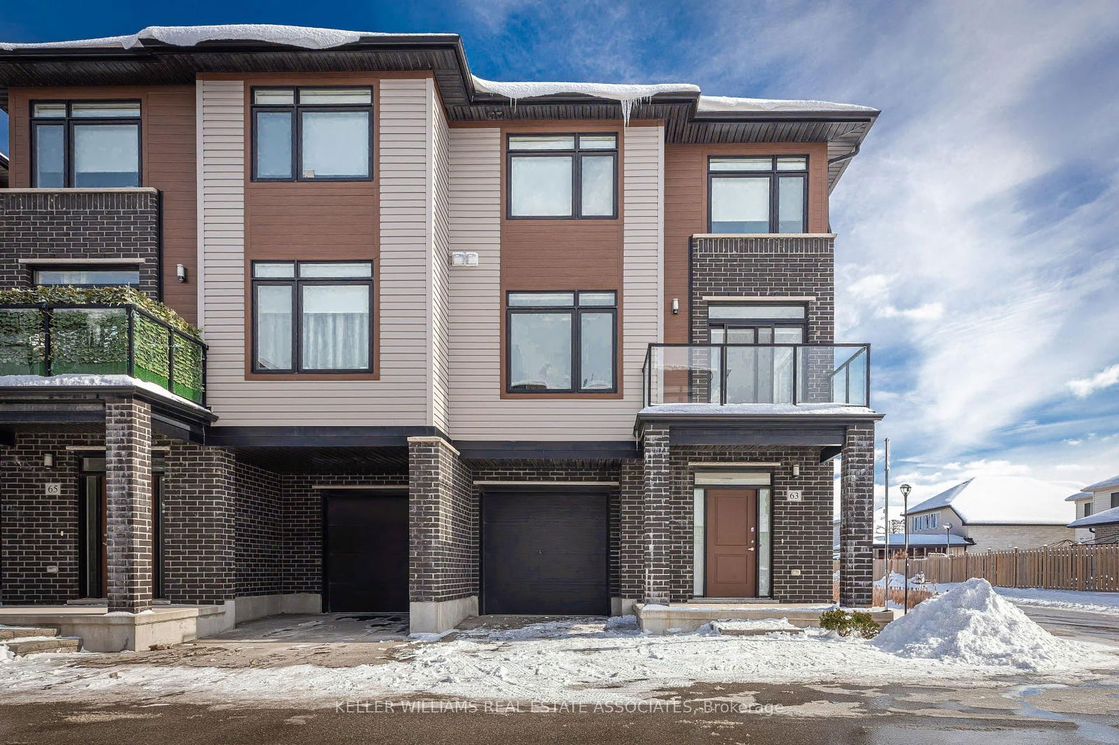 3260 Singleton Ave, unit 63 for sale