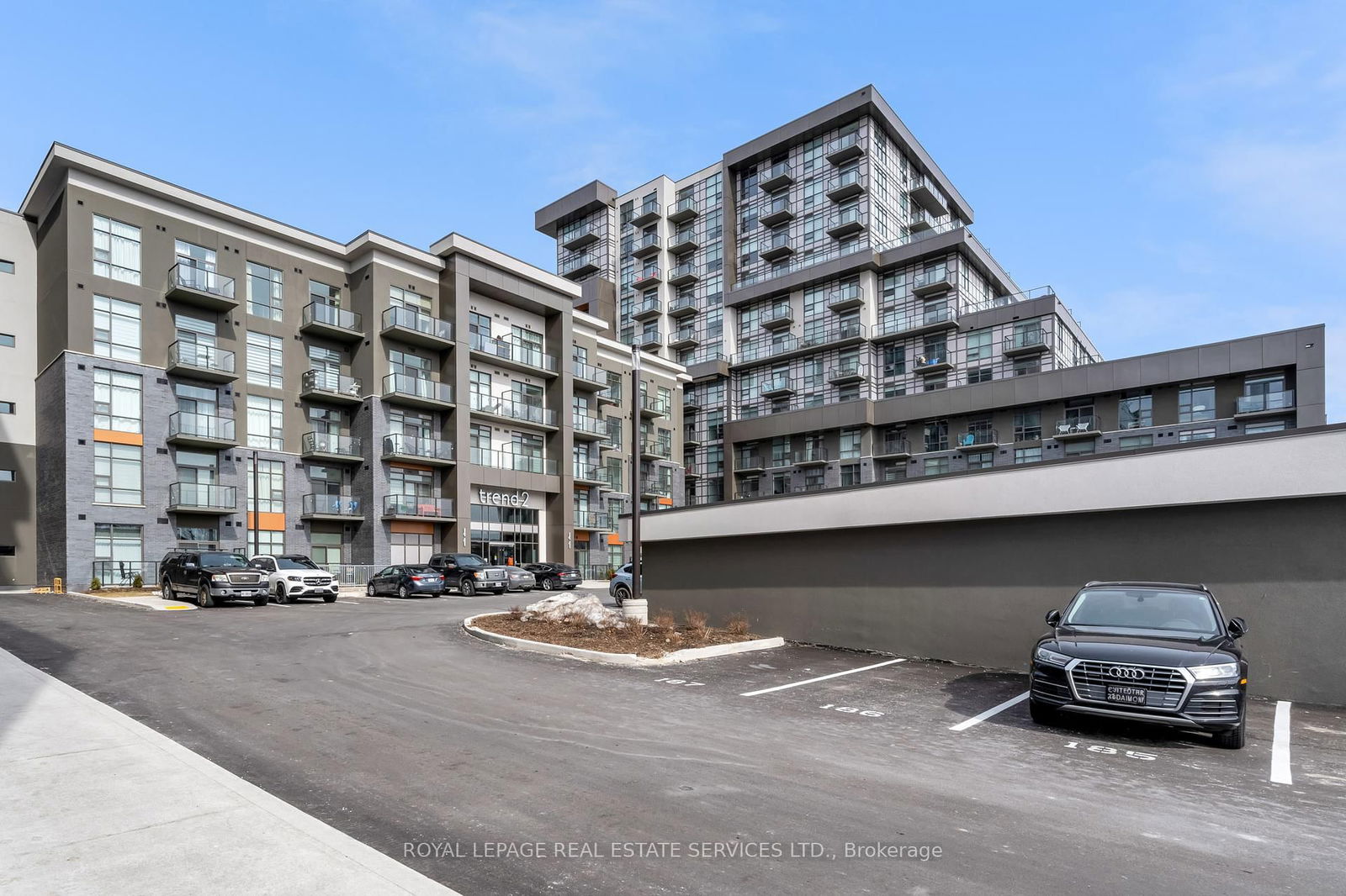 460 Dundas St E, unit 1203 for sale