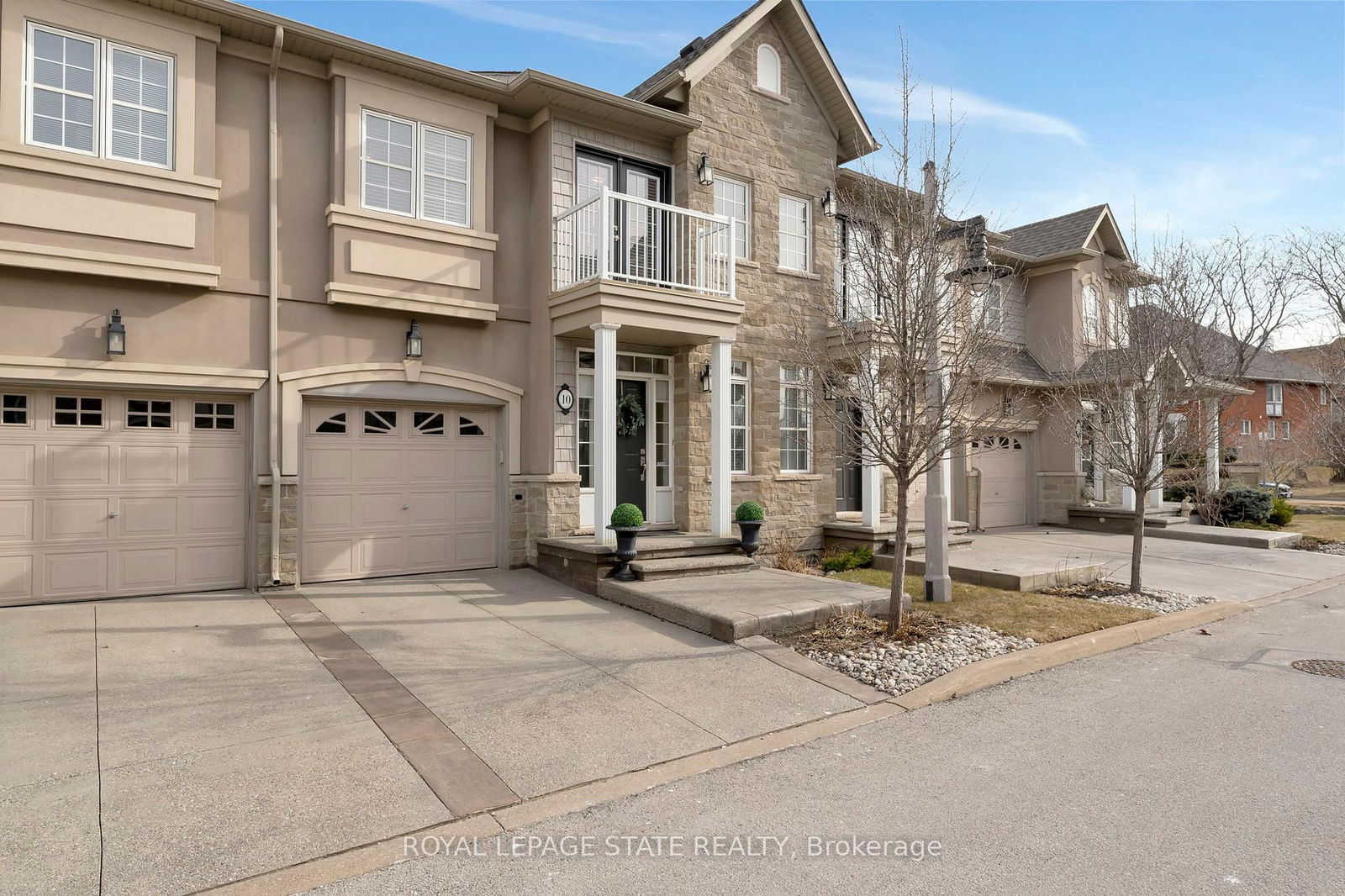 31 Sunvale Place Townhomes, Hamilton, Toronto