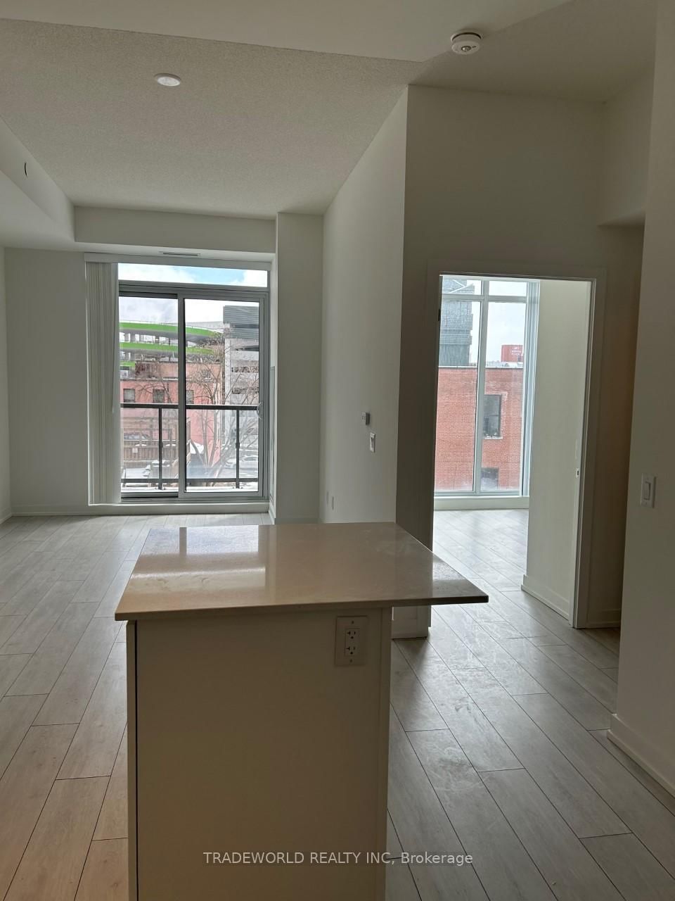 55 Duke St W, unit 206 for rent