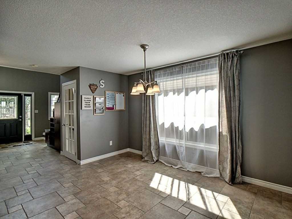 540 Cudmore Cres for sale 