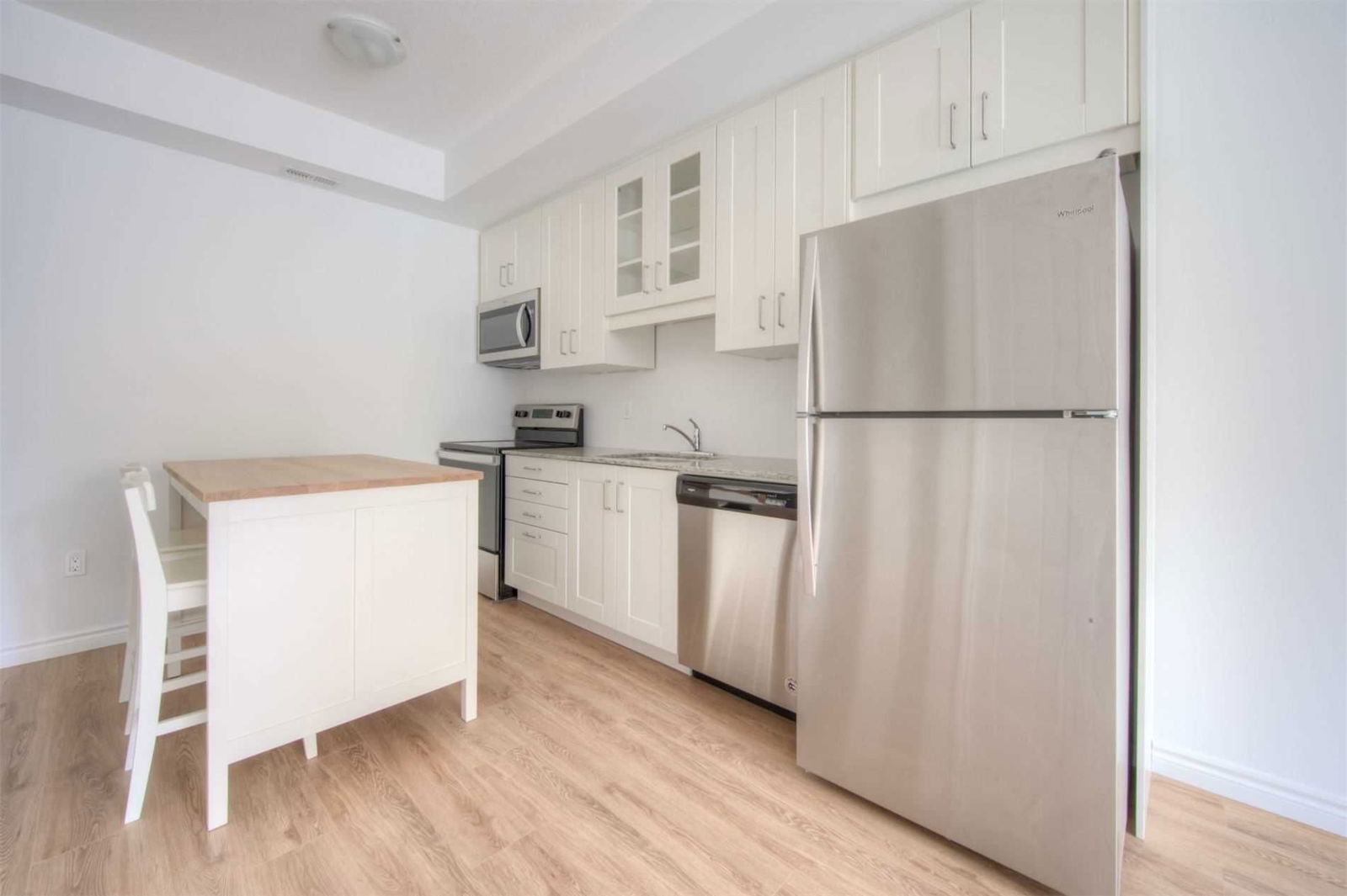 374 Prospect Ave, unit A5 for rent - image #4