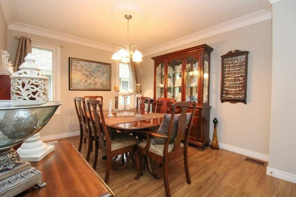 128 Powell Crt for sale  - image #2