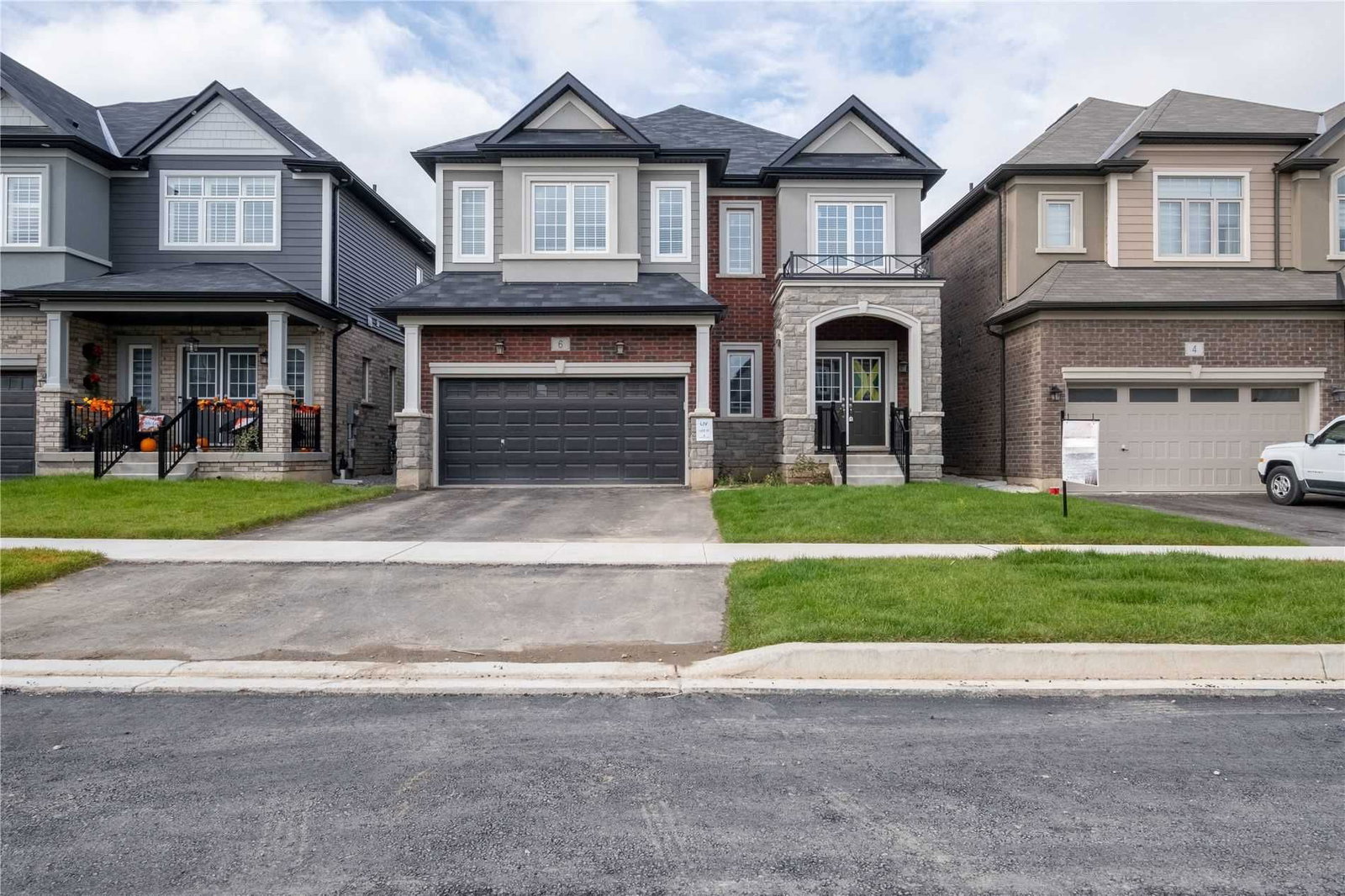 6 Rowley St 4 Beds 3 Baths