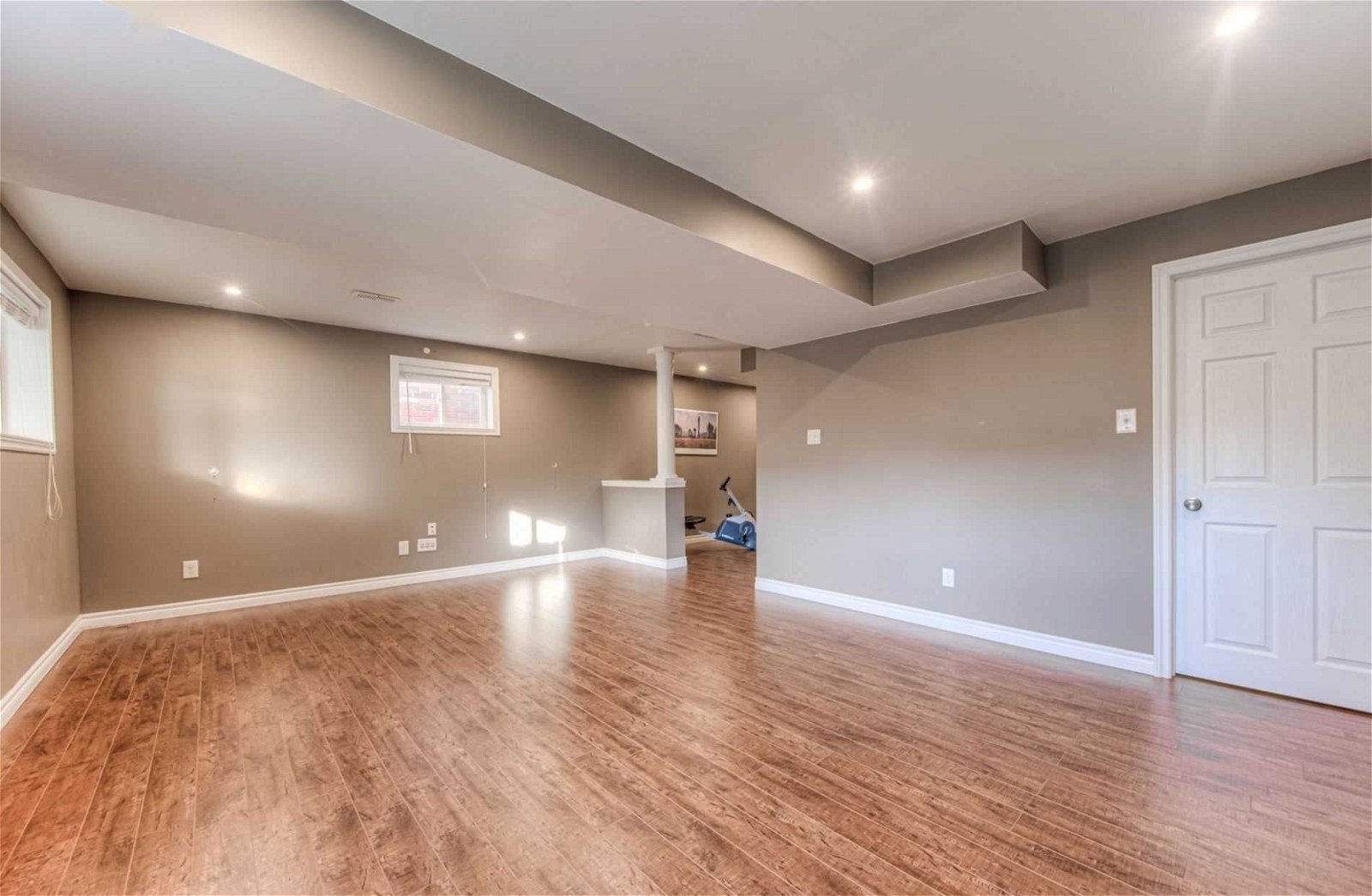 260 Beaumont Cres for sale  - image #26