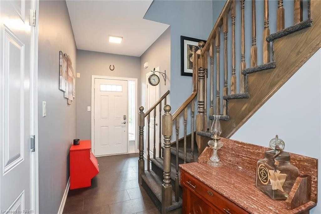310 Fall Fair Way, unit 19 for sale - image #2