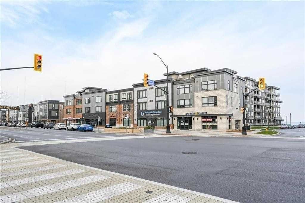 520 North Service Rd, unit 401 for sale - image #33