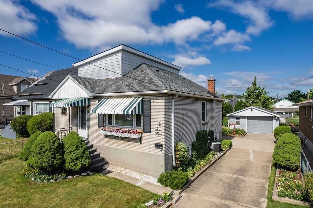 673 Dunn Ave for sale  - image #3