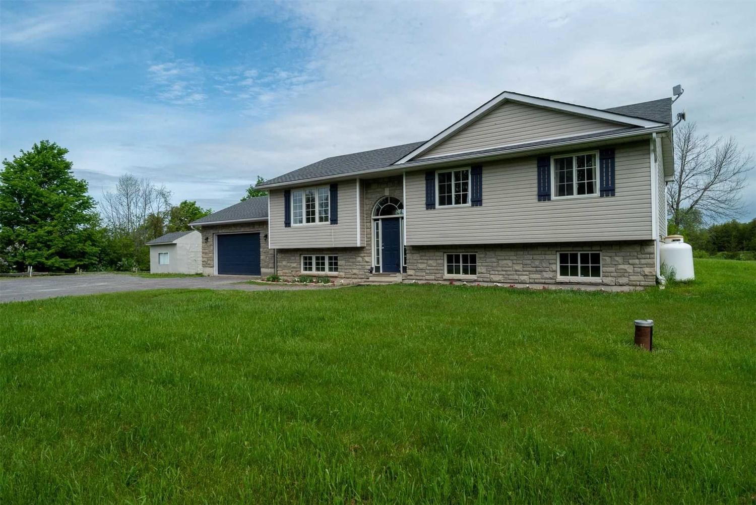 395 Enright Rd, unit null for sale - image #2